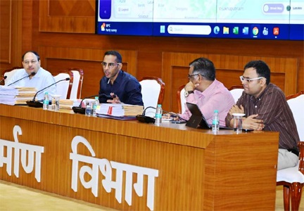 लोक निर्माण विभाग के सचिव ने सड़क एवं भवन निर्माण कार्यों की प्रगति की समीक्षा की