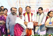 आंगन मिलन सेवा से उत्सव स्थल बने आंगनबाड़ी केंद्र, पहले दिन 97 हजार से अधिक लोगों की सहभागिता