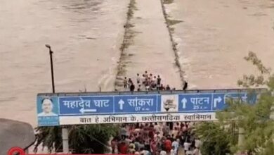 बाढ़ से रायपुर-पाटन मार्ग बंद