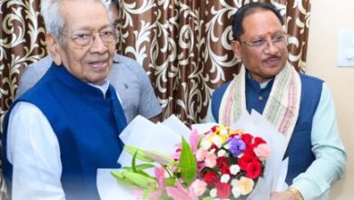 मुख्यमंत्री विष्णु देव साय ने छत्तीसगढ़ के पूर्व राज्यपाल विश्वभूषण हरिचंदन से की सौजन्य भेंट