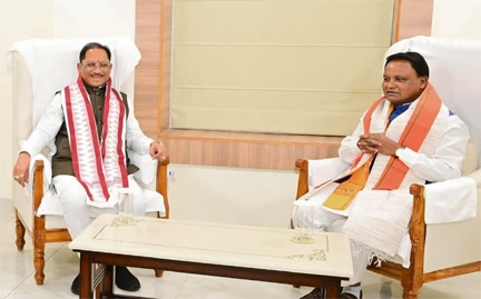 मुख्यमंत्री विष्णु देव साय ने ओडिशा के मुख्यमंत्री मोहन चरण माझी से की सौजन्य भेंट मुख्यमंत्री विष्णु देव साय ने ओडिशा के मुख्यमंत्री मोहन चरण माझी से की सौजन्य भेंट