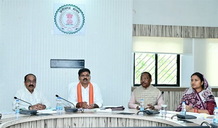 उप मुख्यमंत्री विजय शर्मा की अध्यक्षता में राजनीतिक प्रकरण वापसी समिति की हुई अहम बैठक उप मुख्यमंत्री विजय शर्मा की अध्यक्षता में राजनीतिक प्रकरण वापसी समिति की हुई अहम बैठक