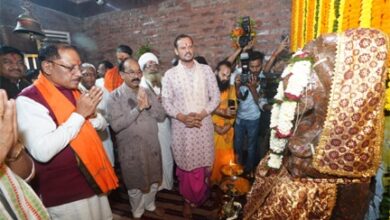 मुख्यमंत्री विष्णु देव साय ने मदकूद्वीप के प्राचीन मंदिरों में की पूजा-अर्चना