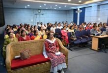 गणित के डर को आकर्षण में बदलने गतिविधि आधारित शिक्षण पर शिक्षकों को मिला व्यावहारिक प्रशिक्षण गणित के डर को आकर्षण में बदलने गतिविधि आधारित शिक्षण पर शिक्षकों को मिला व्यावहारिक प्रशिक्षण