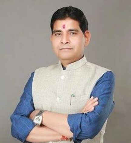 ग्रामीण अंचलों और सार्वजनिक स्थलों पर रात के अंधेरे से मिलेगी मुक्ति, सुरक्षा एवं नागरिक सुविधाओं में होगा विस्तार – राजस्व मंत्री टंक राम वर्मा
