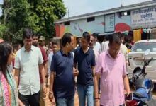 बाढ़ प्रभावित इलाकों में पहुंचे रायपुर कलेक्टर
