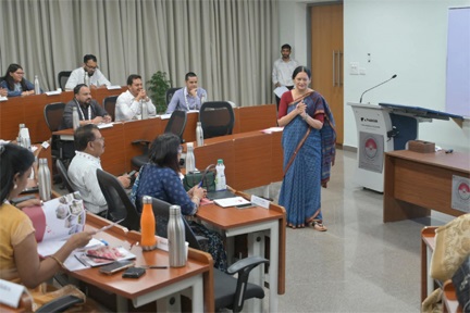 आईआईएम रायपुर में पंजीयन विभाग की दो दिवसीय कार्यशाला संपन्न, प्रशासनिक सुधारों को मिलेगी राष्ट्रीय-अंतर्राष्ट्रीय पहचान आईआईएम रायपुर में पंजीयन विभाग की दो दिवसीय कार्यशाला संपन्न, प्रशासनिक सुधारों को मिलेगी राष्ट्रीय-अंतर्राष्ट्रीय पहचान