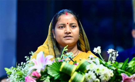 पीएमजीएसवाई की बदहाल सड़कों पर मंत्री लक्ष्मी राजवाड़े सख्त पीएमजीएसवाई की बदहाल सड़कों पर मंत्री लक्ष्मी राजवाड़े सख्त