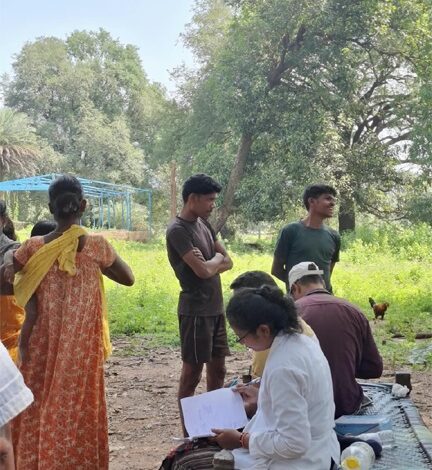 8 किमी की दुर्गम राह, फिर बेंगपाल में स्वास्थ्य शिविर; 106 ग्रामीणों की हुई जांच