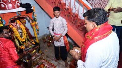महाअष्टमी पर उप मुख्यमंत्री विजय शर्मा ने किए मां दंतेश्वरी, मां परमेश्वरी और मां चंडी के दर्शन