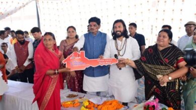 सेवा संकल्प अभियान : बंगोली में जनचौपाल लगाकर मंत्री गुरु खुशवंत साहेब ने सुनीं ग्रामीणों की समस्याएं