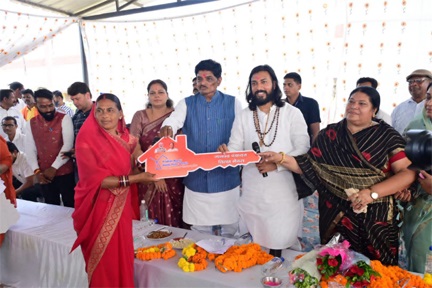 सेवा संकल्प अभियान : बंगोली में जनचौपाल लगाकर मंत्री गुरु खुशवंत साहेब ने सुनीं ग्रामीणों की समस्याएं सेवा संकल्प अभियान : बंगोली में जनचौपाल लगाकर मंत्री गुरु खुशवंत साहेब ने सुनीं ग्रामीणों की समस्याएं