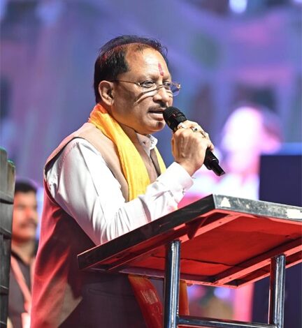 गरबा महोत्सव हमारी समृद्ध सांस्कृतिक परंपरा और मातृशक्ति के सम्मान का प्रतीक: मुख्यमंत्री विष्णु देव साय गरबा महोत्सव हमारी समृद्ध सांस्कृतिक परंपरा और मातृशक्ति के सम्मान का प्रतीक: मुख्यमंत्री विष्णु देव साय