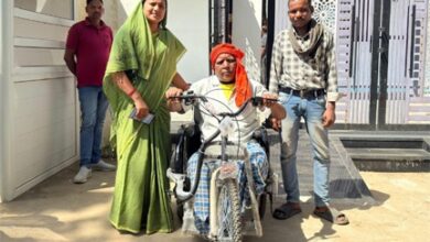 मंत्री लक्ष्मी राजवाड़े की त्वरित पहल से दिव्यांग हितग्राही को एक घंटे में मिली ट्राइसाइकिल
