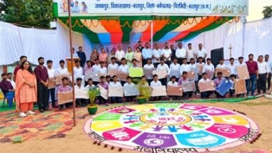 जनकपुर में सजा सेवा का सेतु, एक मंच पर पहुंचीं शासन की योजनाएं और ग्रामीणों तक पहुंचा सीधा लाभ जनकपुर में सजा सेवा का सेतु, एक मंच पर पहुंचीं शासन की योजनाएं और ग्रामीणों तक पहुंचा सीधा लाभ
