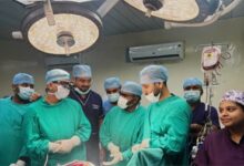 अम्बेडकर अस्पताल के कैंसर सर्जरी विभाग की बड़ी उपलब्धि, हृदय और फेफड़े की प्रमुख संरचनाओं से चिपकी कैंसर की जटिल गांठ को सफलतापूर्वक निकाला