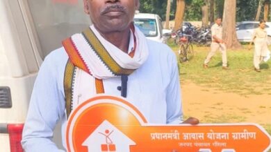 मिट्टी की दीवारों से पक्के आशियाने तक: राजा राम के वर्षों पुराने सपने को प्रधानमंत्री आवास योजना ने दिया आकार