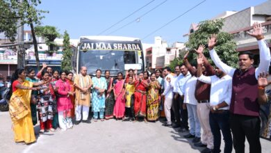 माँ जतमई एवं माँ घटारानी के पावन दर्शन हेतु मातृशक्तियों को विधायक पुरन्दर मिश्रा ने किया रवाना